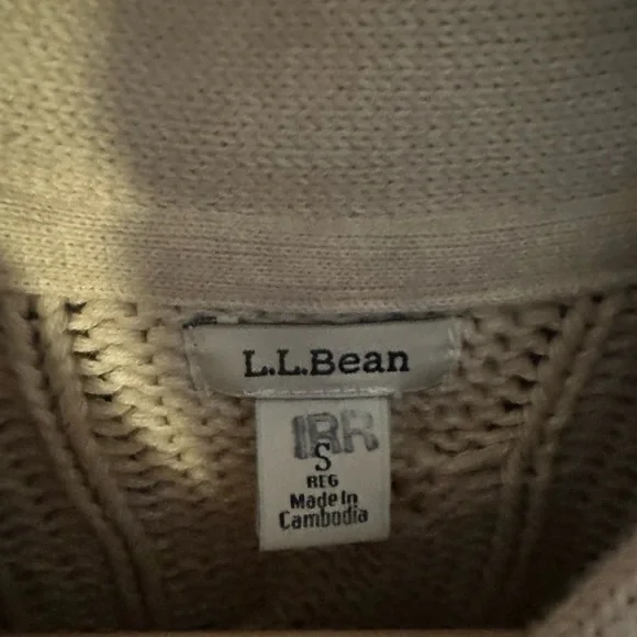 L.L. Bean Cream Cable Knit Cardigan - Picture 3 of 4